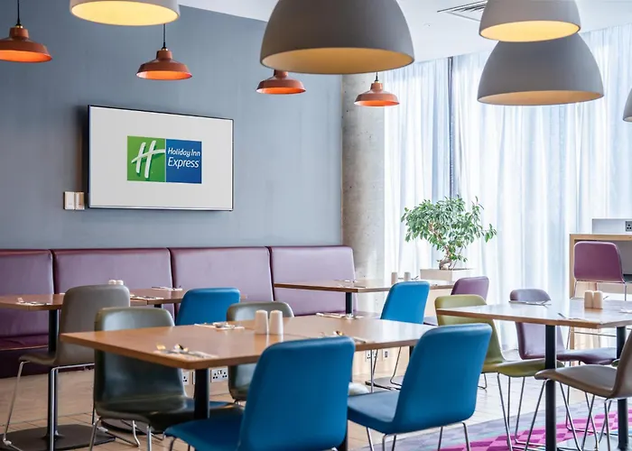Holiday Inn Express Aberdeen Airport By Ihg