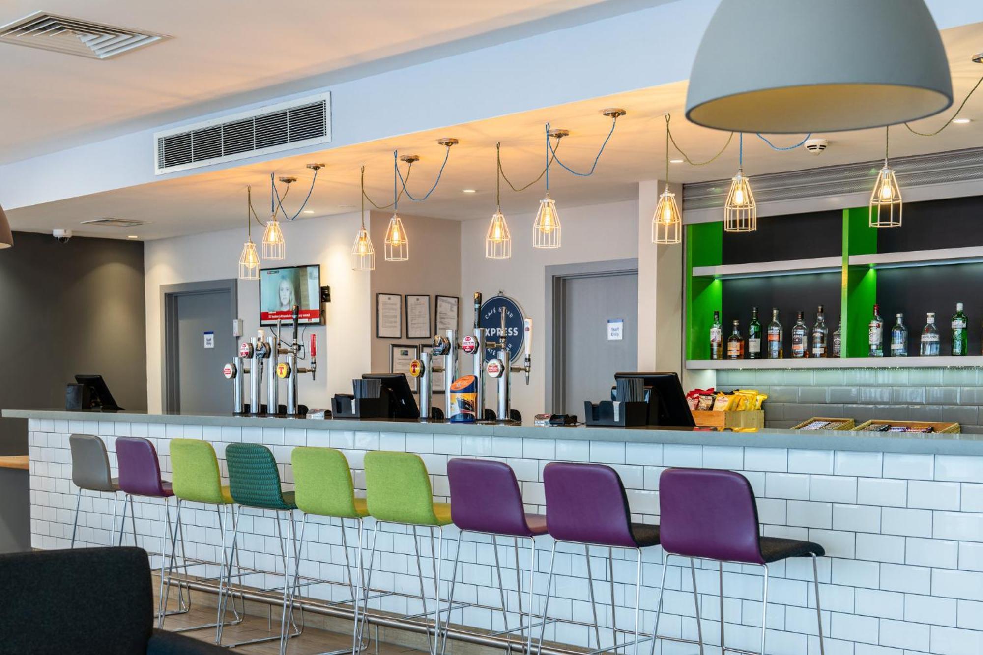 Express Aberdeen Airport By Ihg Hotel
