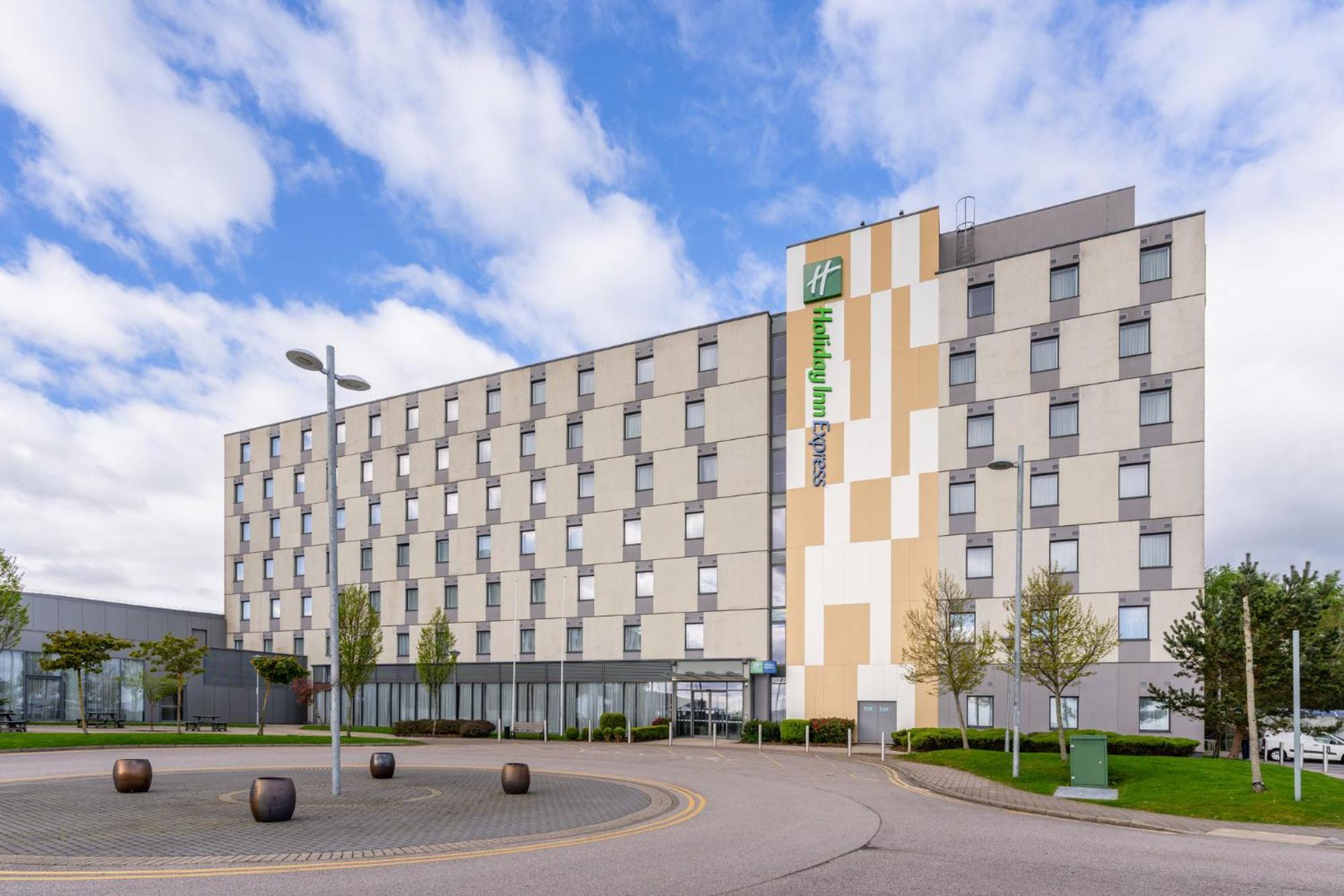Hotel Express Aberdeen Airport By Ihg 3*