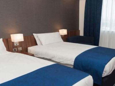 Hotel Express Aberdeen Airport By Ihg 3*