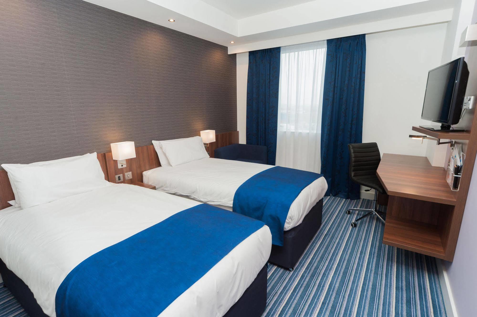 Hotel Express Aberdeen Airport By Ihg
